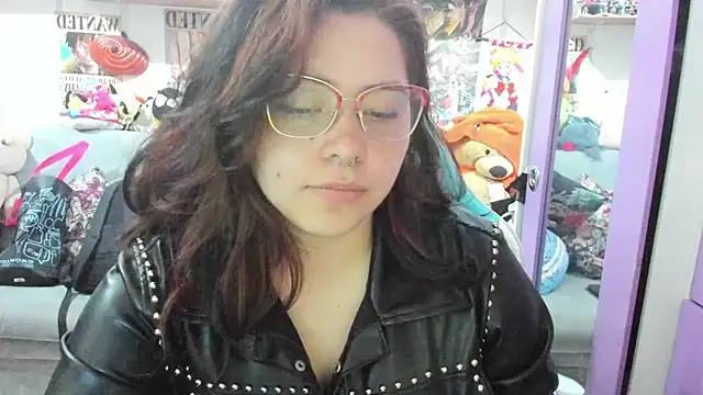 Snapshot of soficammy chatting on 09-22-25, 08:33 soficammy online show from 09-22-25, 08:33