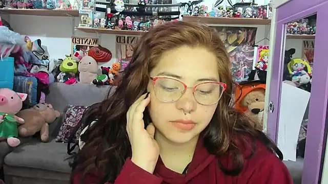 Snapshot of soficammy chatting on 10-20-25, 08:31 soficammy online show from 10-20-25, 08:31