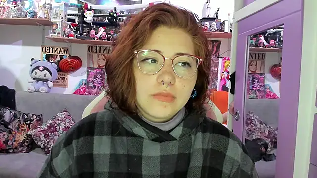 Snapshot of soficammy chatting on 03-12-26, 10:05 soficammy online show from 03-12-26, 10:05