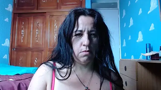 Snapshot of valeriapinter chatting on 12-22-25, 02:58 valeriapinter online show from 12-22-25, 02:58
