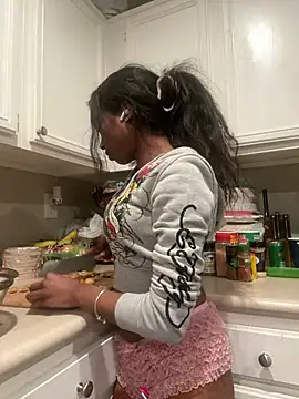 mismialove online show from 04-16-26, 03:07