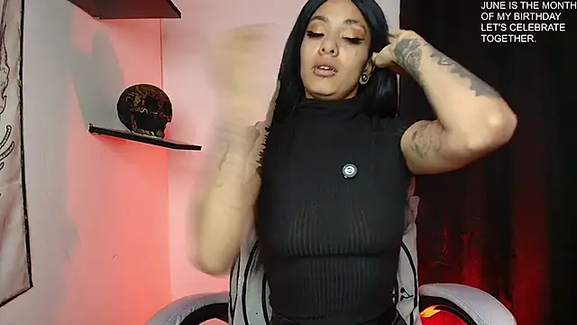 luci fer devil online show from 06-18-26, 03:07