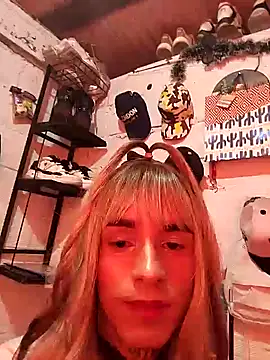 Snapshot of 333kristal777 chatting on 01-16-25, 06:37 333kristal777 online show from 01-16-25, 06:37