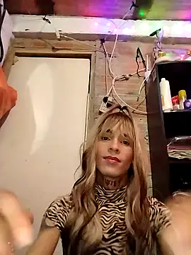 Snapshot of 333kristal777 chatting on 02-04-25, 08:02 333kristal777 online show from 02-04-25, 08:02