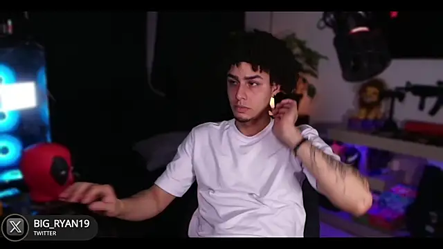 bigryann23 online show from 01-19-25, 01:00