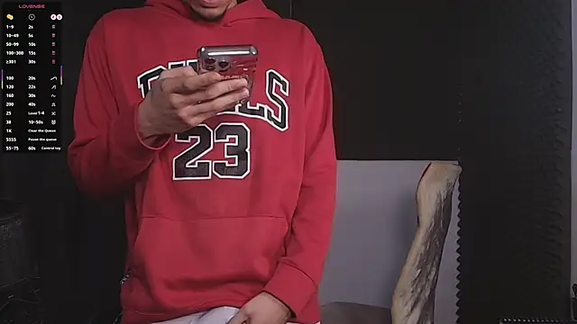 bigryann23 online show from 10-10-25, 12:20