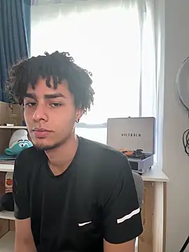 bigryann23 online show from 11-05-25, 09:59